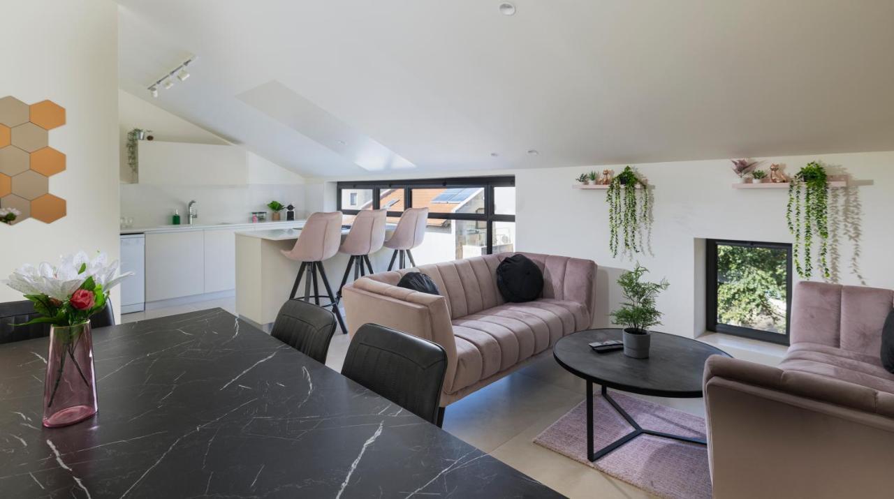 The Pearl Of Nachlaot Apartments القدس المظهر الخارجي الصورة