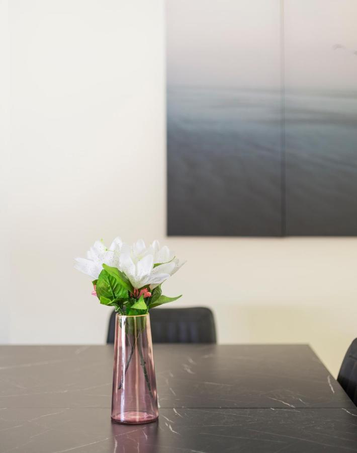 The Pearl Of Nachlaot Apartments القدس المظهر الخارجي الصورة
