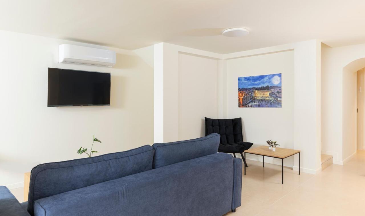 The Pearl Of Nachlaot Apartments القدس المظهر الخارجي الصورة