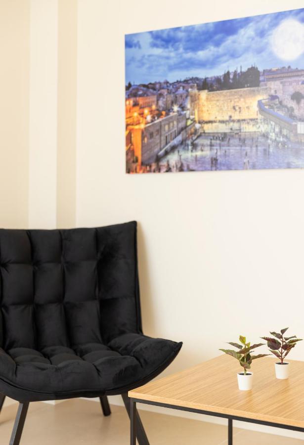 The Pearl Of Nachlaot Apartments القدس المظهر الخارجي الصورة